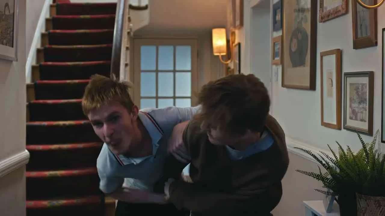 Tearing Loved Ones Apart Since 1985 - Domino's | Clapboard Ad Archive