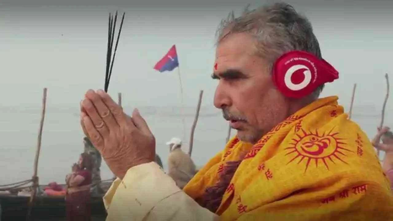 Musical earmuff - Vodafone | Clapboard Ad Archive