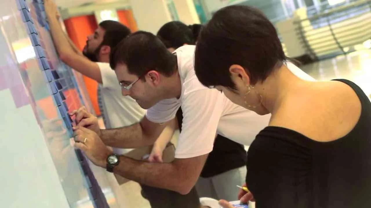 The Reminder Wall - Samsung | Clapboard Ad Archive